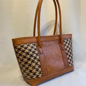 Leather and straw large basket style purse bag